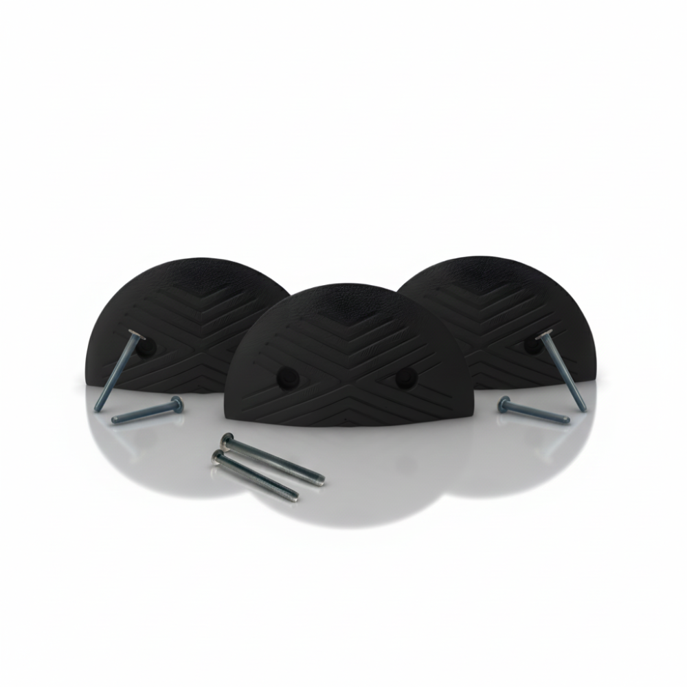 Ujung Polisi Tidur SSBO 4×18×35 – Warna Hitam + 2 Baut Pemasangan, Anti Slip & Mudah Dipasang