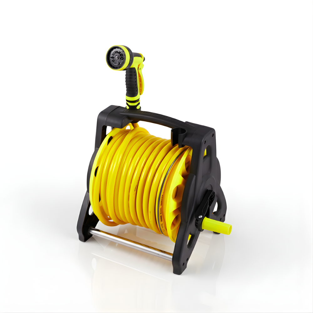 SSBO Selang Air Roll – Warna Kuning, Dengan Stand & Nozzle, Gulung Manual, Praktis & Tahan Lama